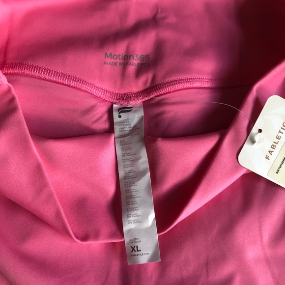 Fabletics Anywhere High-Waisted Short 9” Pink Rouge - Picture 3 of 9